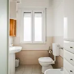 Apartman Izz1 - Motor&food Valley - Posto Auto Privato Formigine