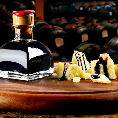 Izz1 - Motor&food Valley - Posto Auto Privato