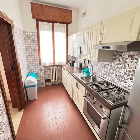 Izz1 - Motor&food Valley - Posto Auto Privato Apartamento *