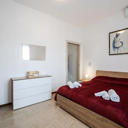 Izz1 - Motor&food Valley - Posto Auto Privato * Formigine