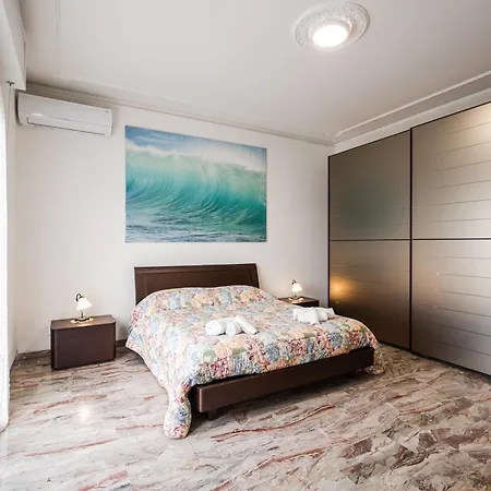 Apartmán Izz1 - Motor&food Valley - Posto Auto Privato