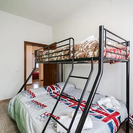 Apartmán Izz1 - Motor&food Valley - Posto Auto Privato *